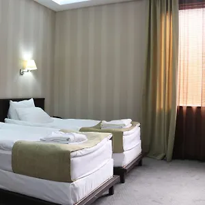 D'plaza Hotel